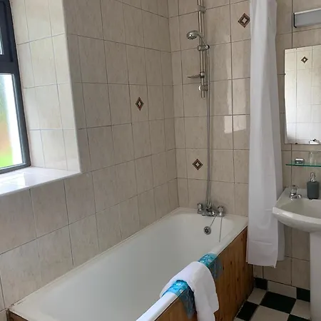 Killeena House Apartman *